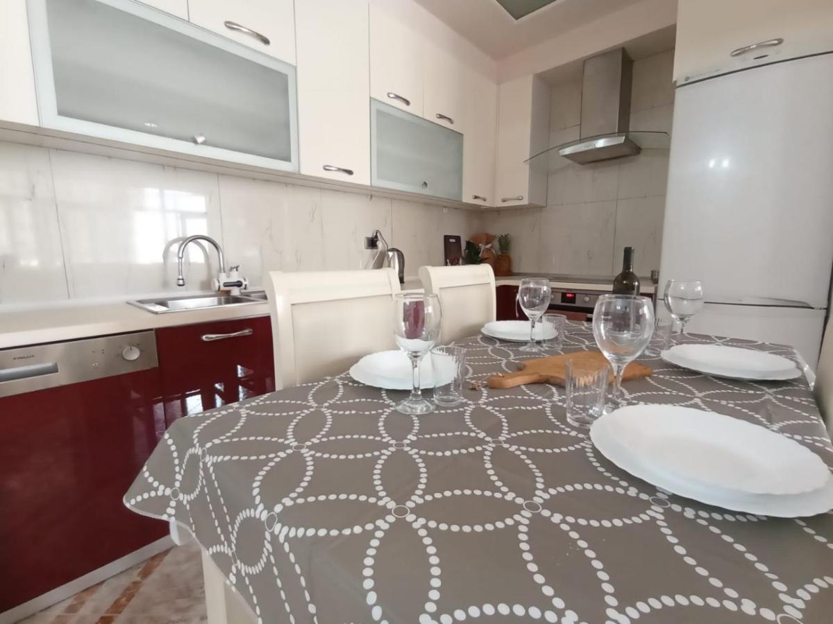 Trea Accomodations - 2 Bedrooms - Riviera With Private Parking Vlore Exterior photo